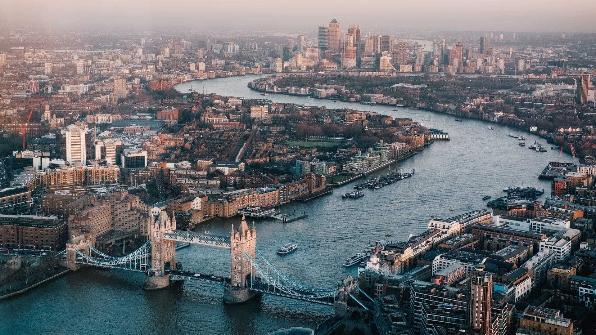 a view of london bridge from the top