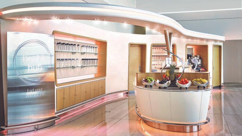 Airline review Airport experience - Emirates - 5