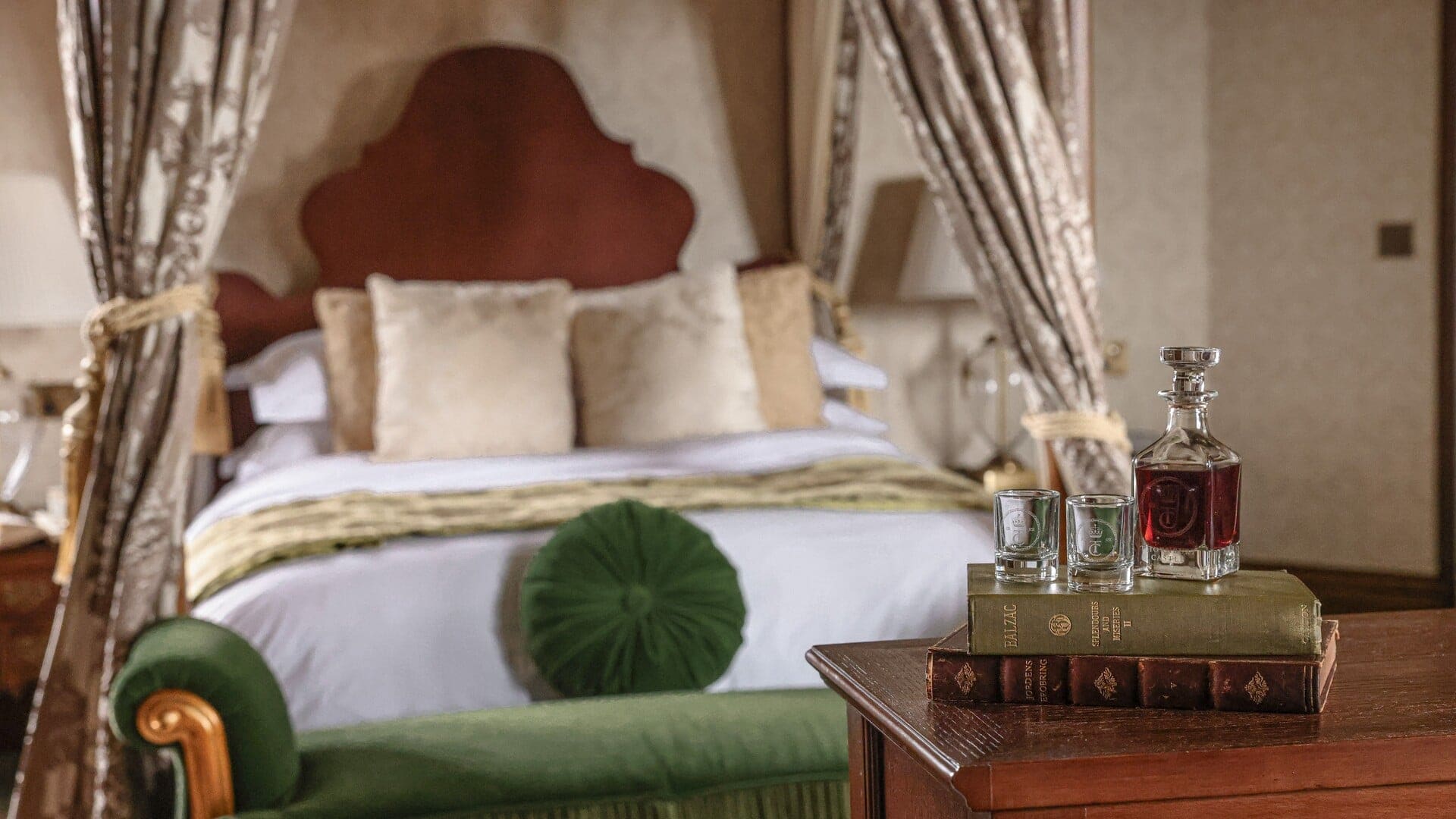 Hotel review Accommodation' - Thornbury Castle - 2