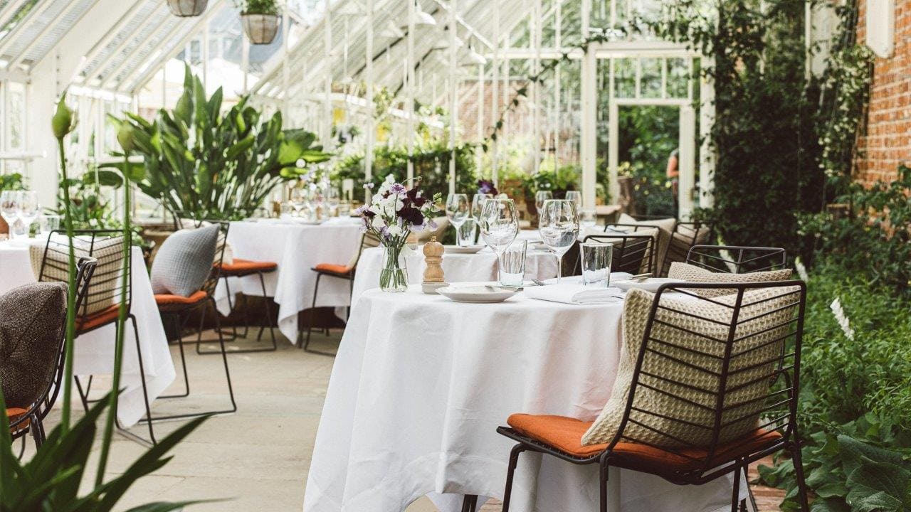 Hotel review Restaurants & Bars' - Heckfield Place - 2