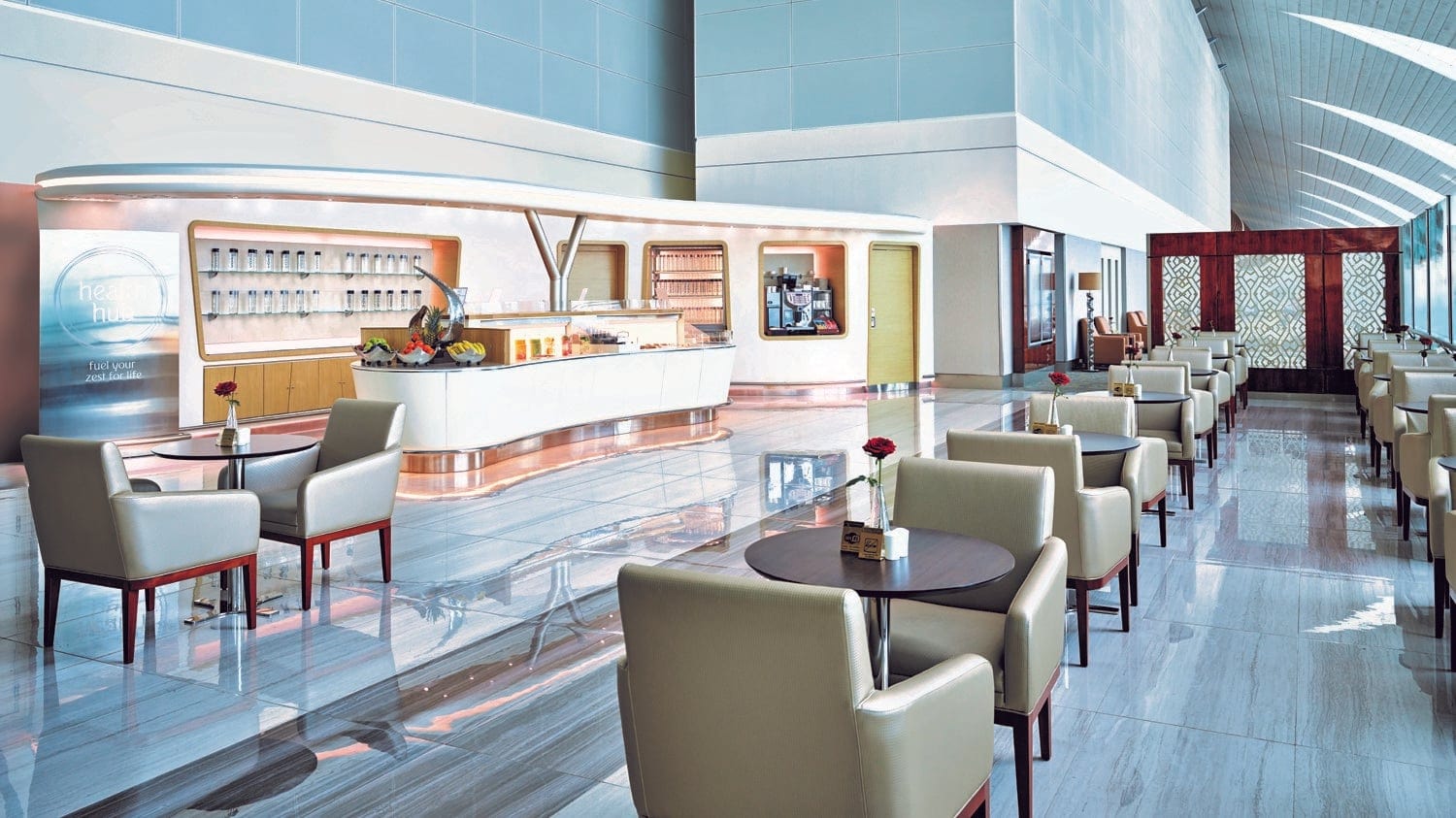 Airline review Airport experience - Emirates - 4