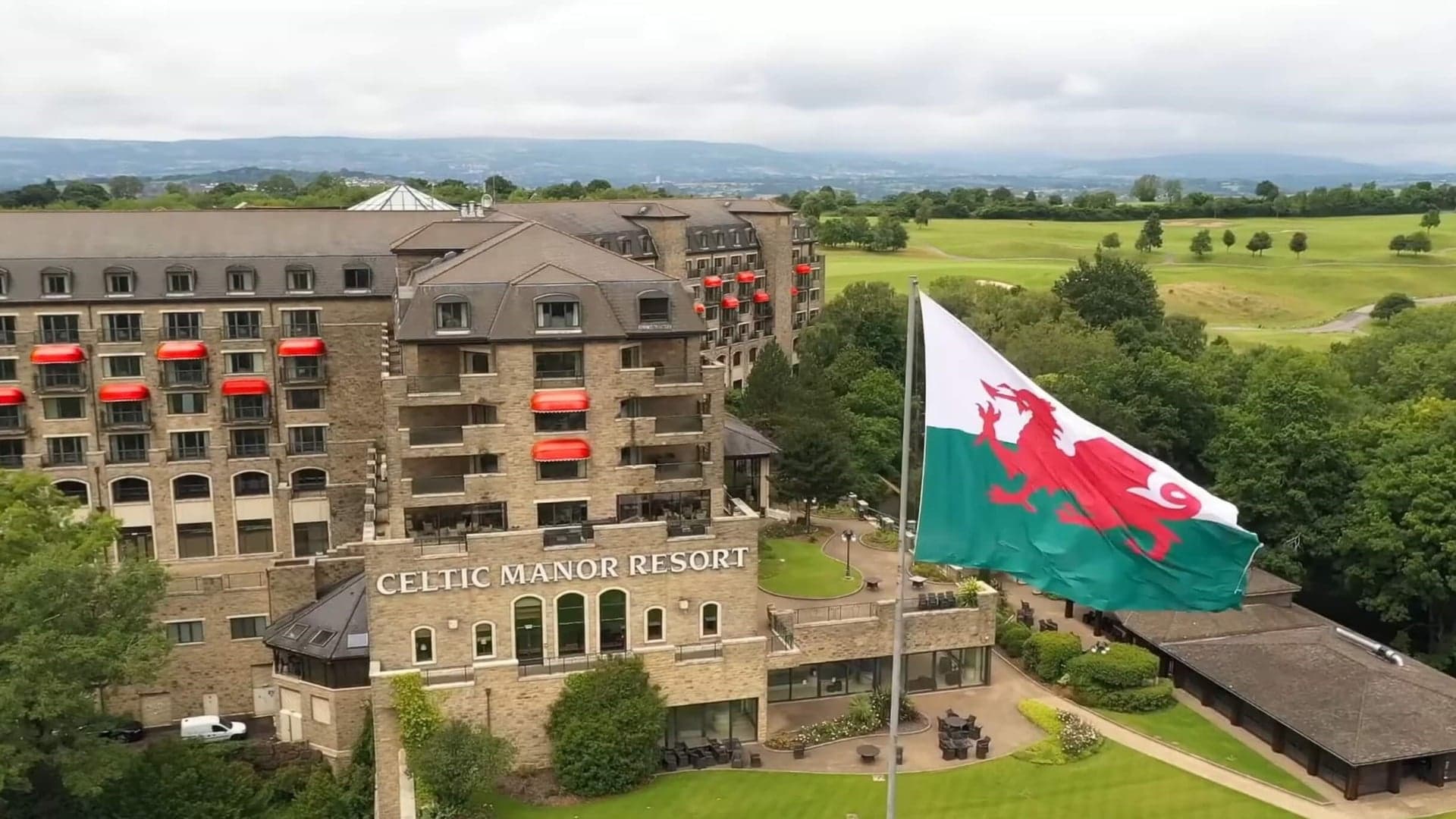 Hotel review Service & Facilities' - Thornbury Castle - 7