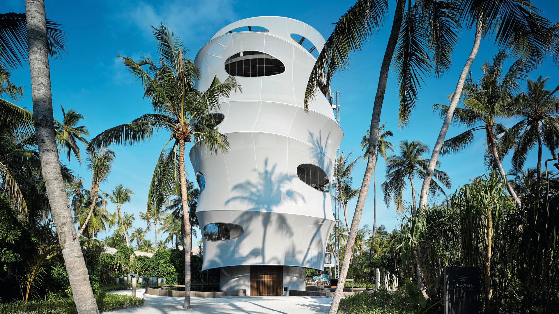 Hotel review Restaurants & Bars' - Velaa Private Island - 3