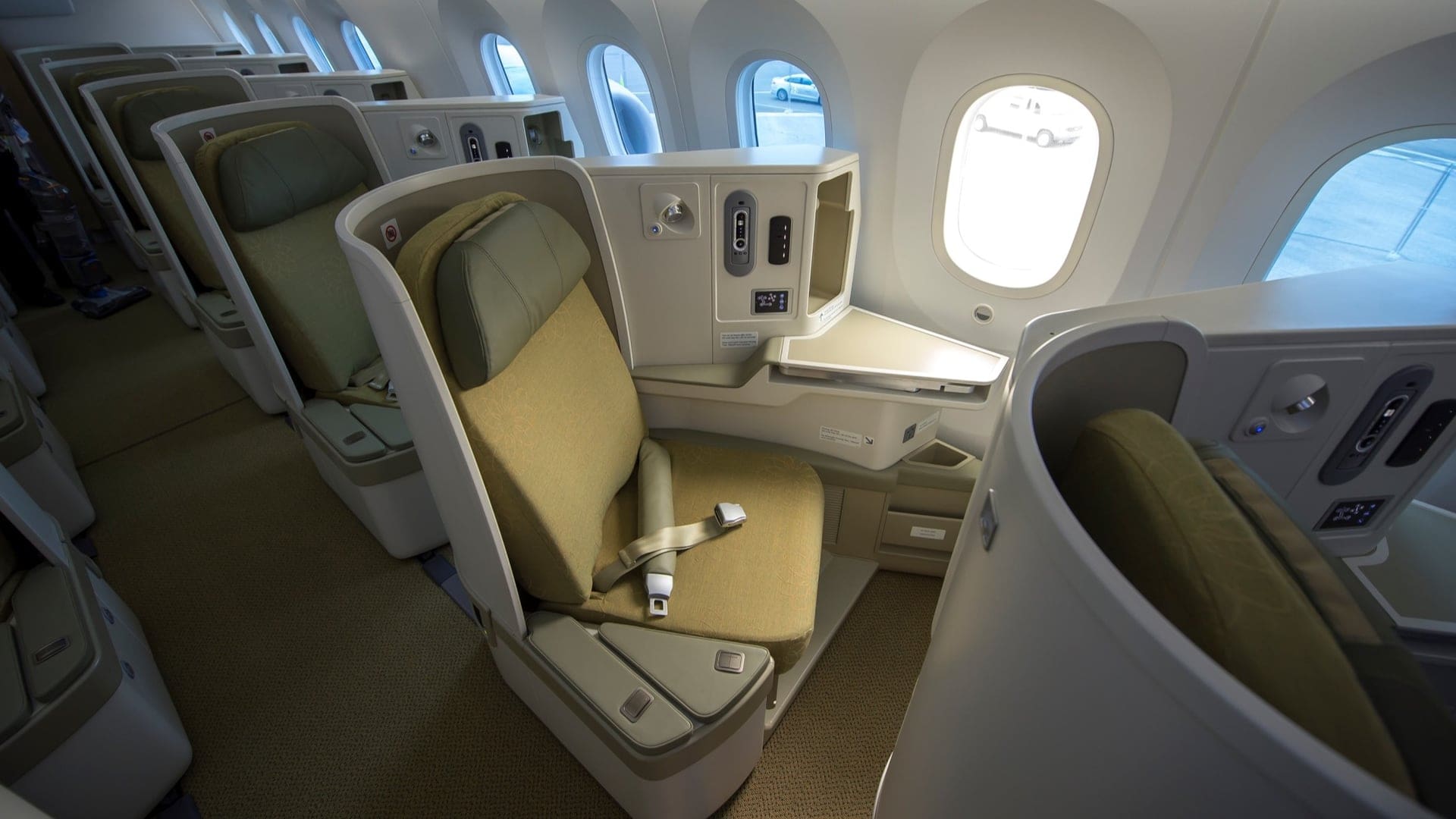 Airline review Cabin & Seat - Vietnam Airlines - 3