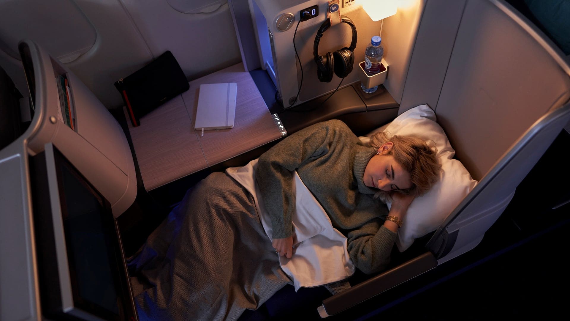 Airline review Cabin & Seat - Brussels Airlines - 3