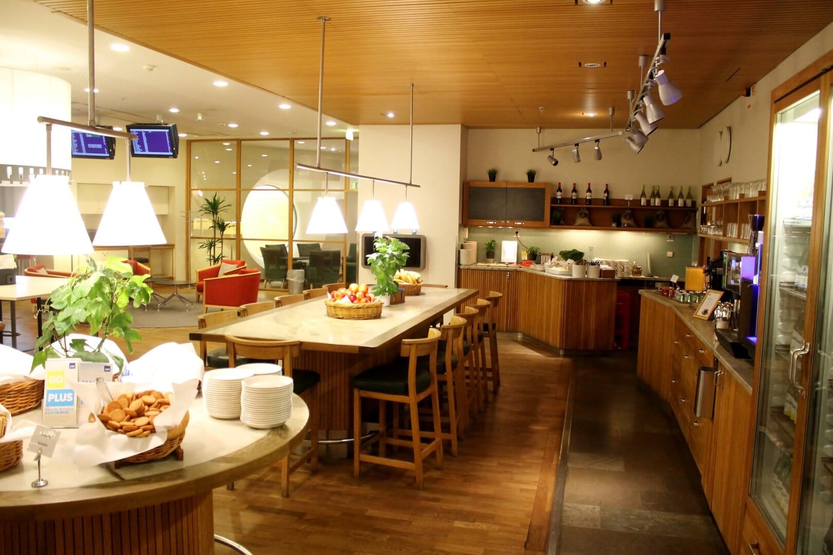 SAS Arlanda-lounger stänger för ombyggnation - ny temporär "pop-up lounge" har öppnat i F-piren