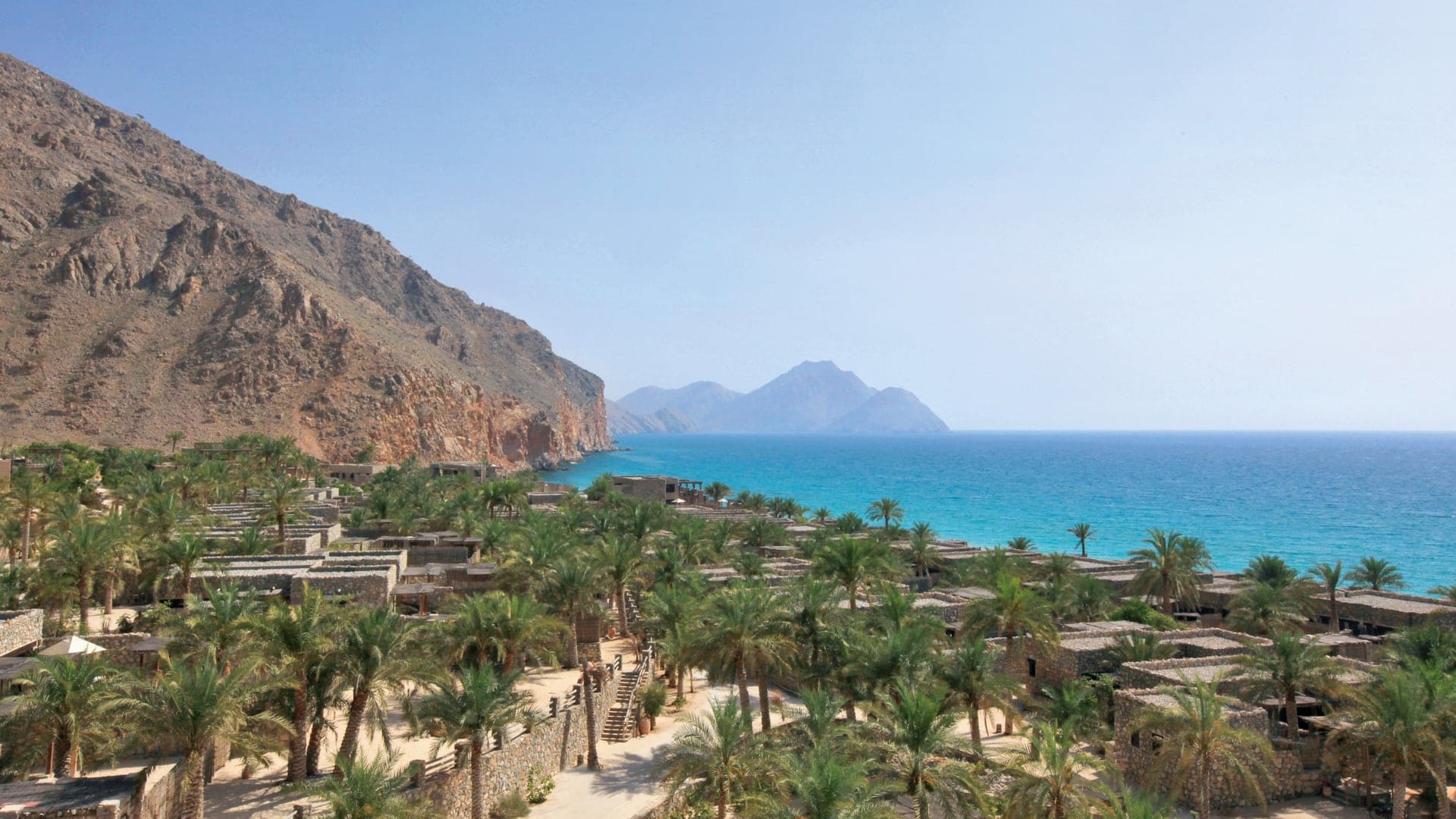 Hotel review Location' - Six Senses Zighy Bay - 0