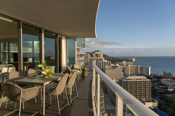 Verified hotel review - The Ritz-Carlton Residences Waikiki Beach Hotel - 4