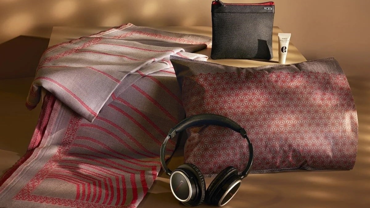 Airlines News - Air India unveils premium bedding, tableware & amenity kits