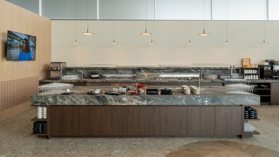 Airlines News - Brussels Airlines debuts its refurbished Sunrise Lounge