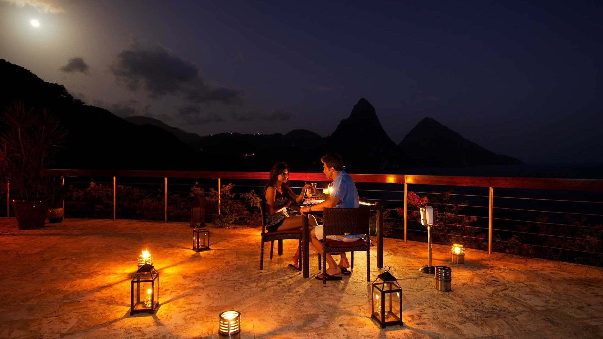Hotel review Restaurants & Bars' - Jade Mountain - 5