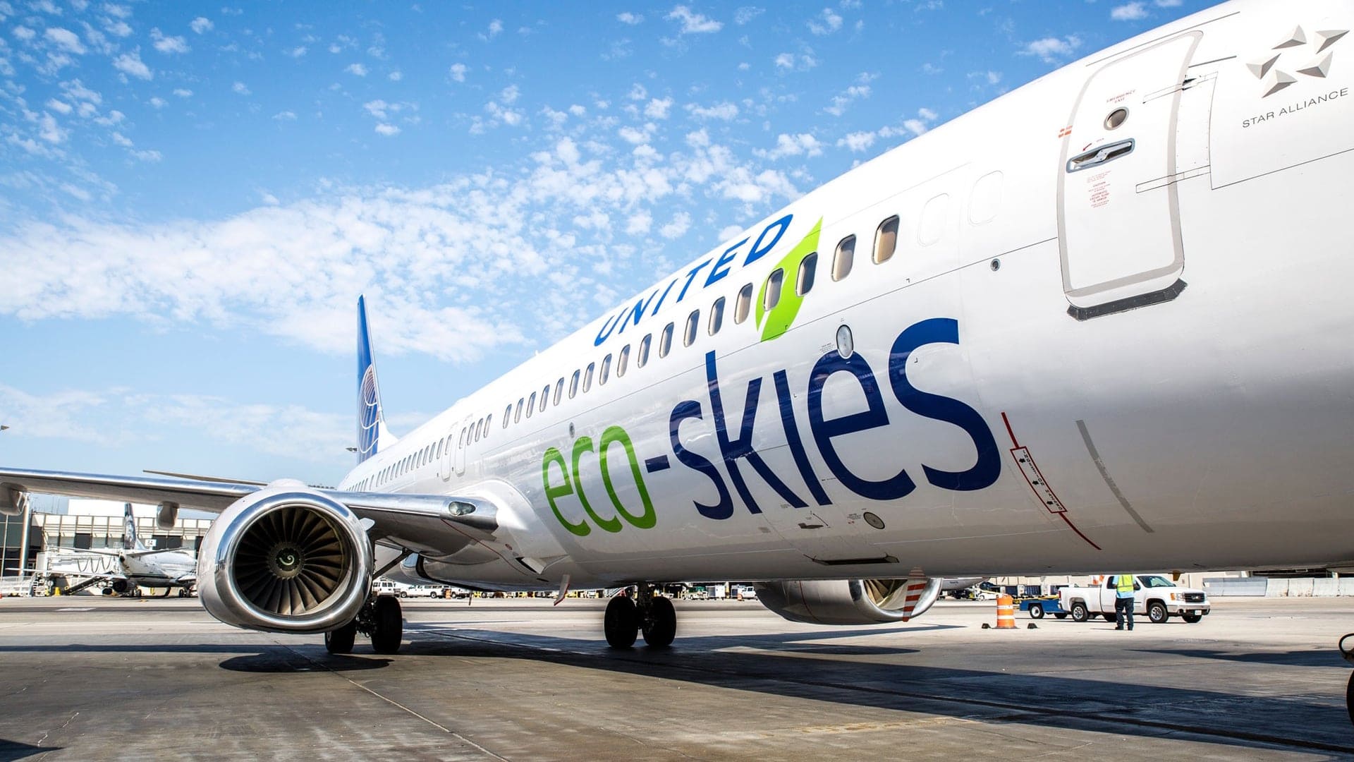 Airline review Sustainability - United Airlines - 0