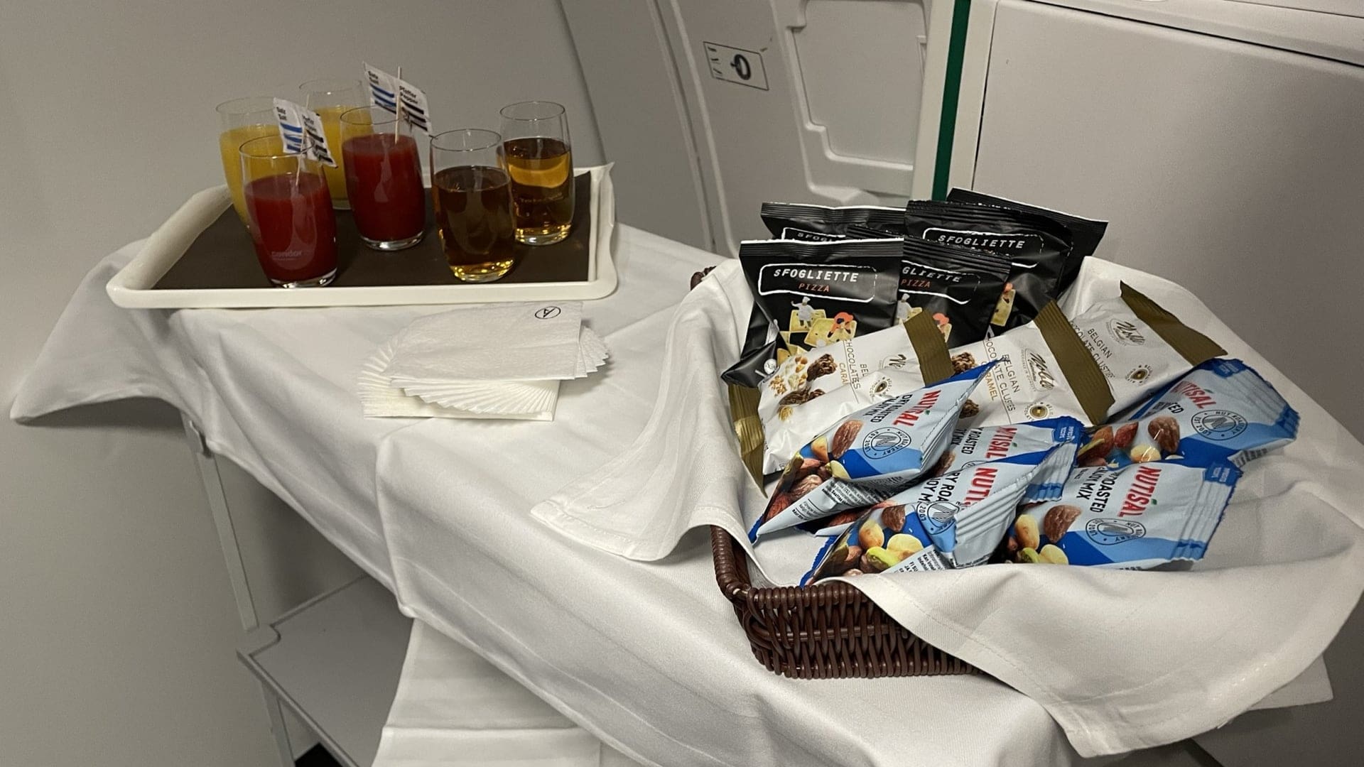 Airline review Cuisine - Condor - 12
