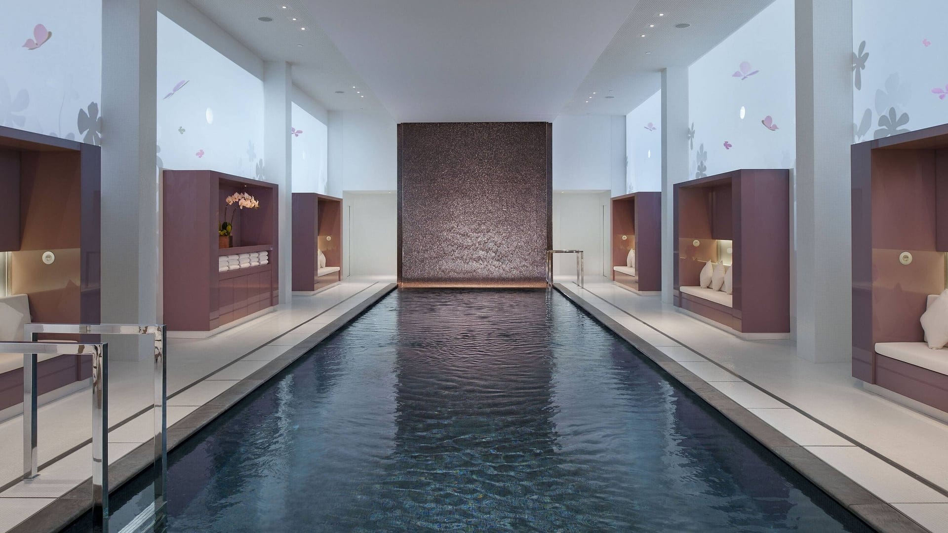 Indoor swimming pool at mandarin oriental hotel paris