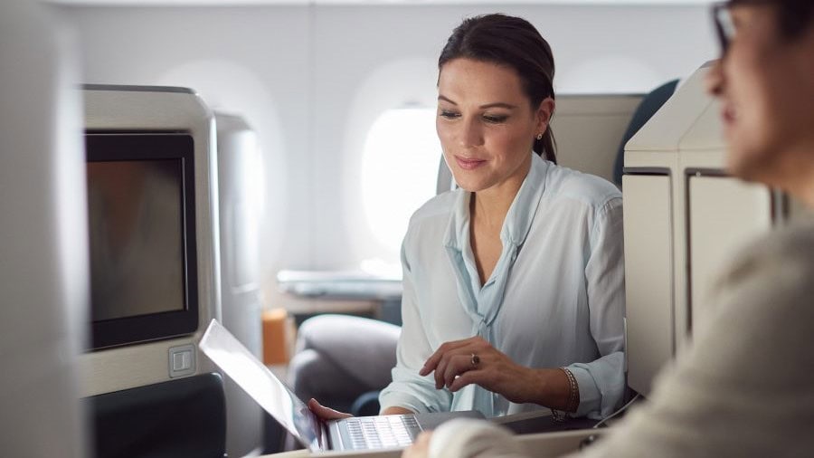 Airline review Cabin & Seat - Cathay Pacific - 3