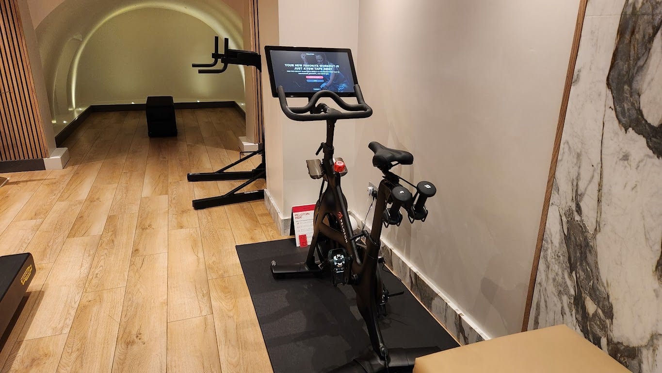 Hotel review Service & Facilities' - Prince Akatoki London - 6