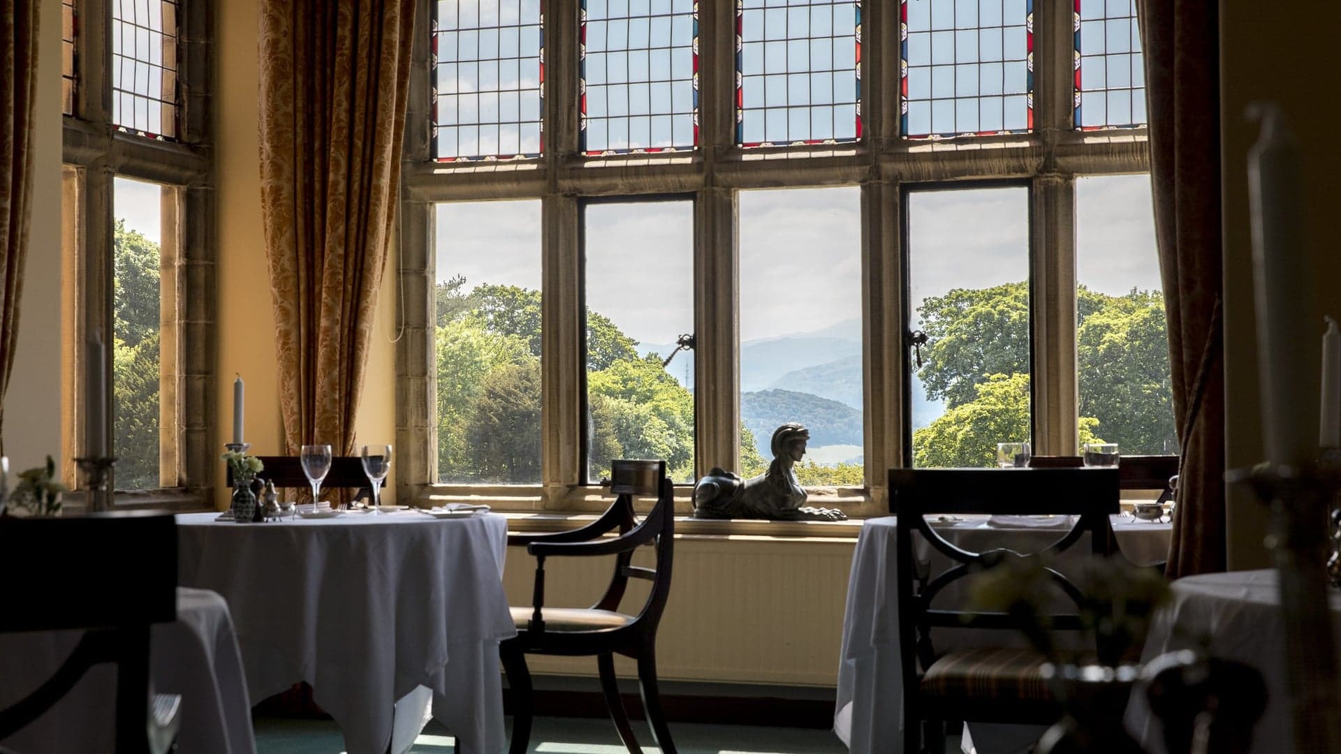 Hotel review Restaurants & Bars' - Bodysgallen Hall & Spa - 3