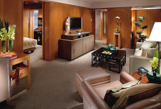 Hotel review About' - Mandarin Oriental Hong Kong - 5