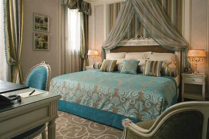 Verified hotel review - Hôtel Balzac - 0