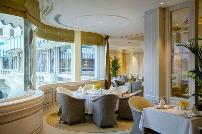 Hotel review About' - The Peninsula Hong Kong - 9