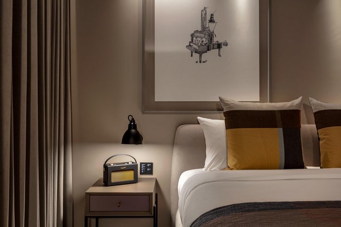 Verified hotel review - The Londoner - 23