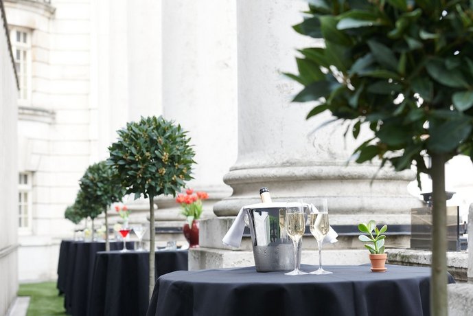 Verified hotel review - The Dilly - 11