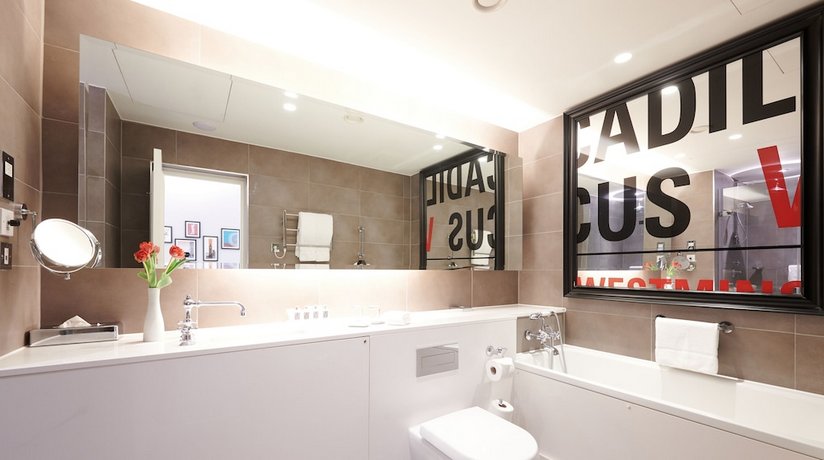 Verified hotel review - The Dilly - 47