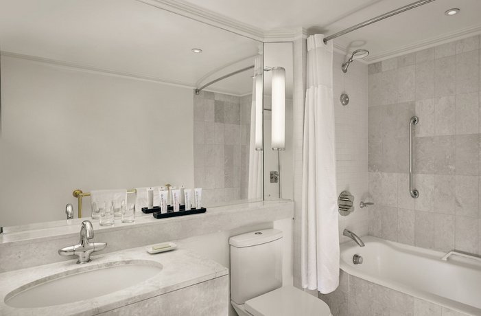 Verified hotel review - The Dilly - 49