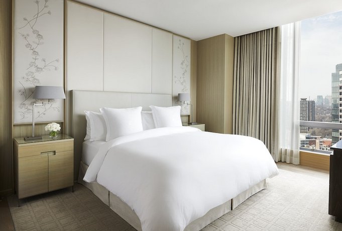 Verified hotel review - Four Seasons Hotel Toronto at Yorkville - 44