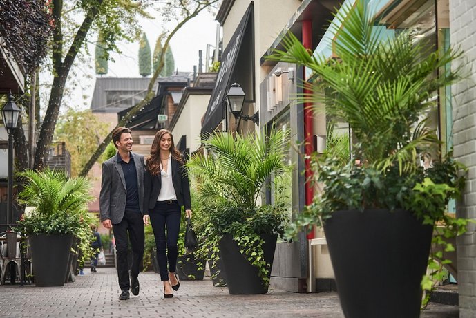 Verified hotel review - Four Seasons Hotel Toronto at Yorkville - 14