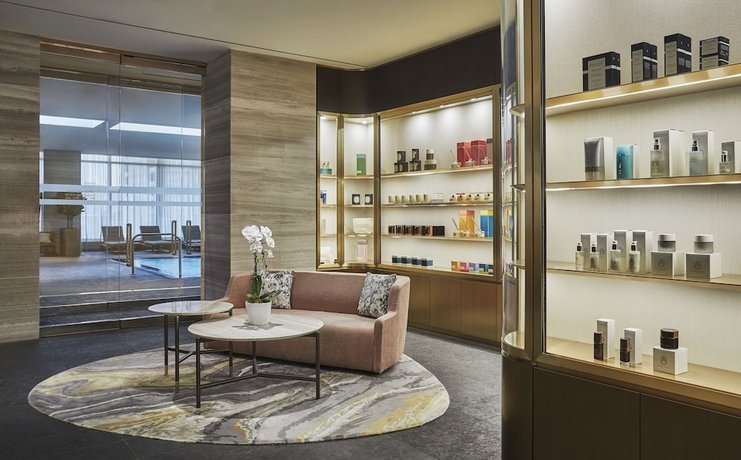 Verified hotel review - Four Seasons Hotel Toronto at Yorkville - 31