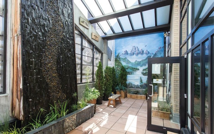 Verified hotel review - Skwachàys Lodge - 23