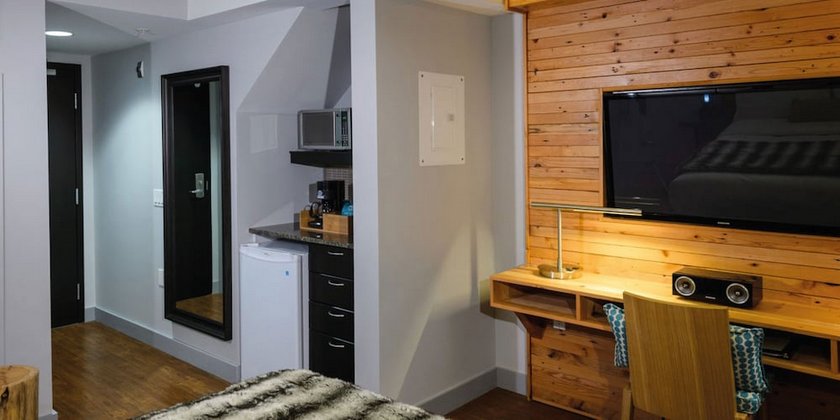 Verified hotel review - Skwachàys Lodge - 66