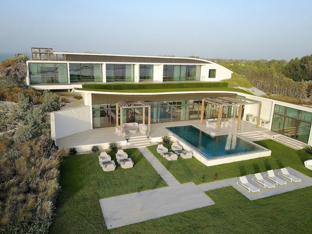 Zaya Nurai Island Resort