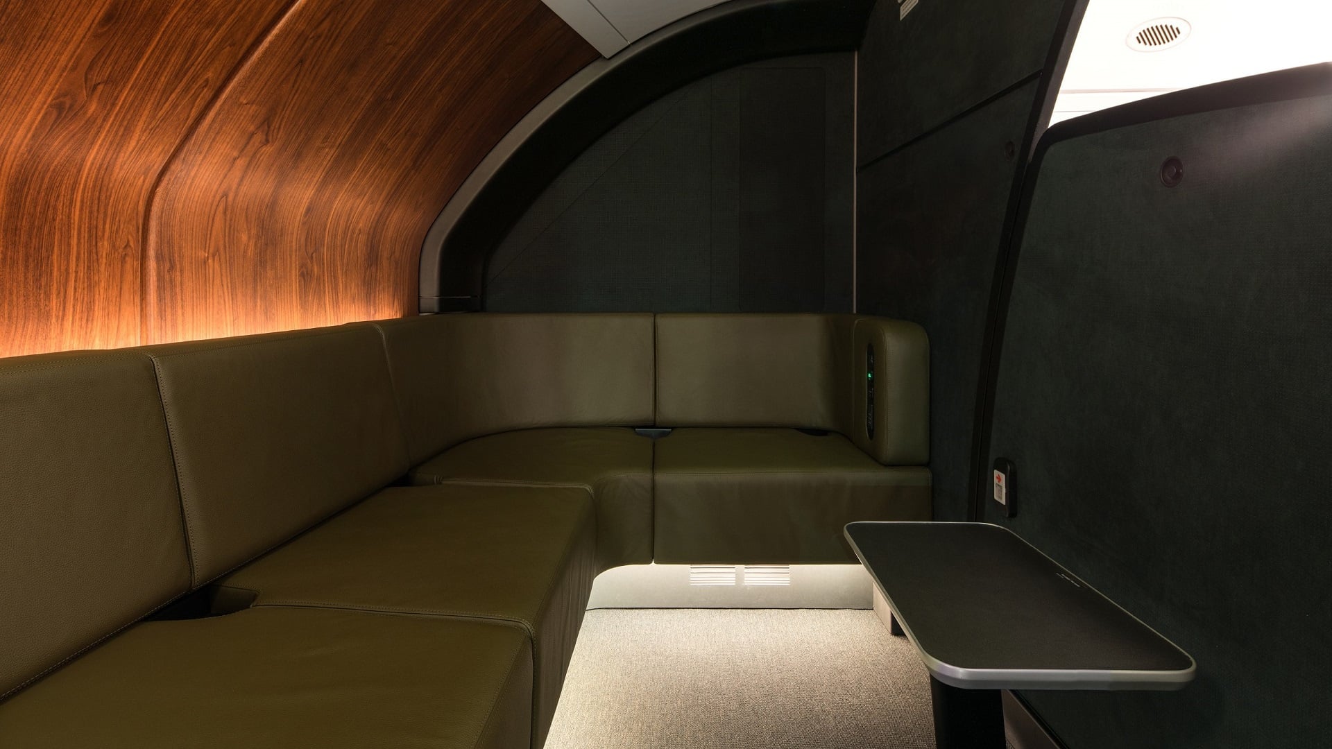 Airline review Cabin & Seat - Qantas - 8