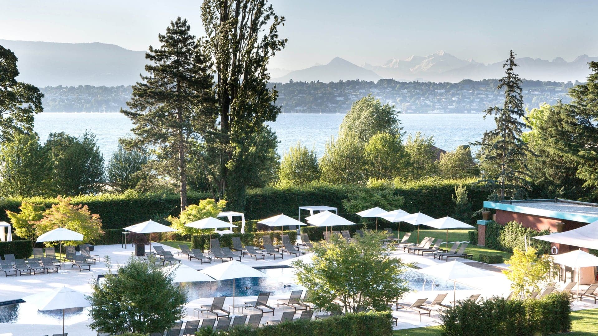 View of The La Reserve Hotel å Spa in Geneva