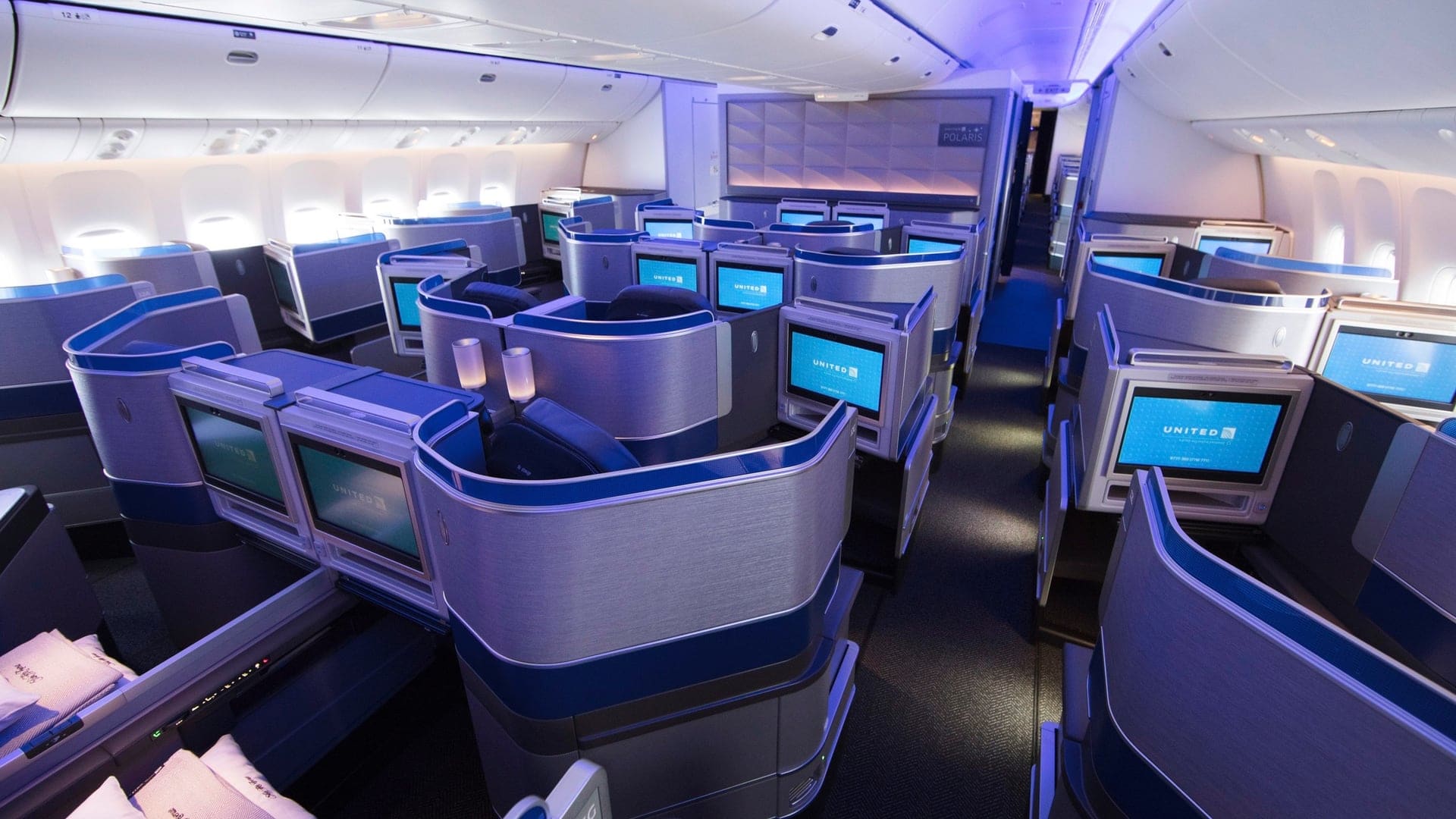 Airline review Cabin & Seat - United Airlines - 3