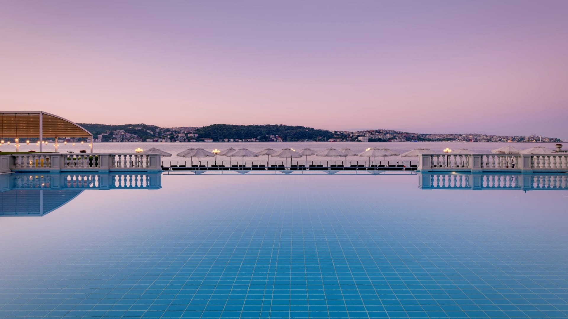 Hotels Toplists - 10 Best Infinity Swimming Pools