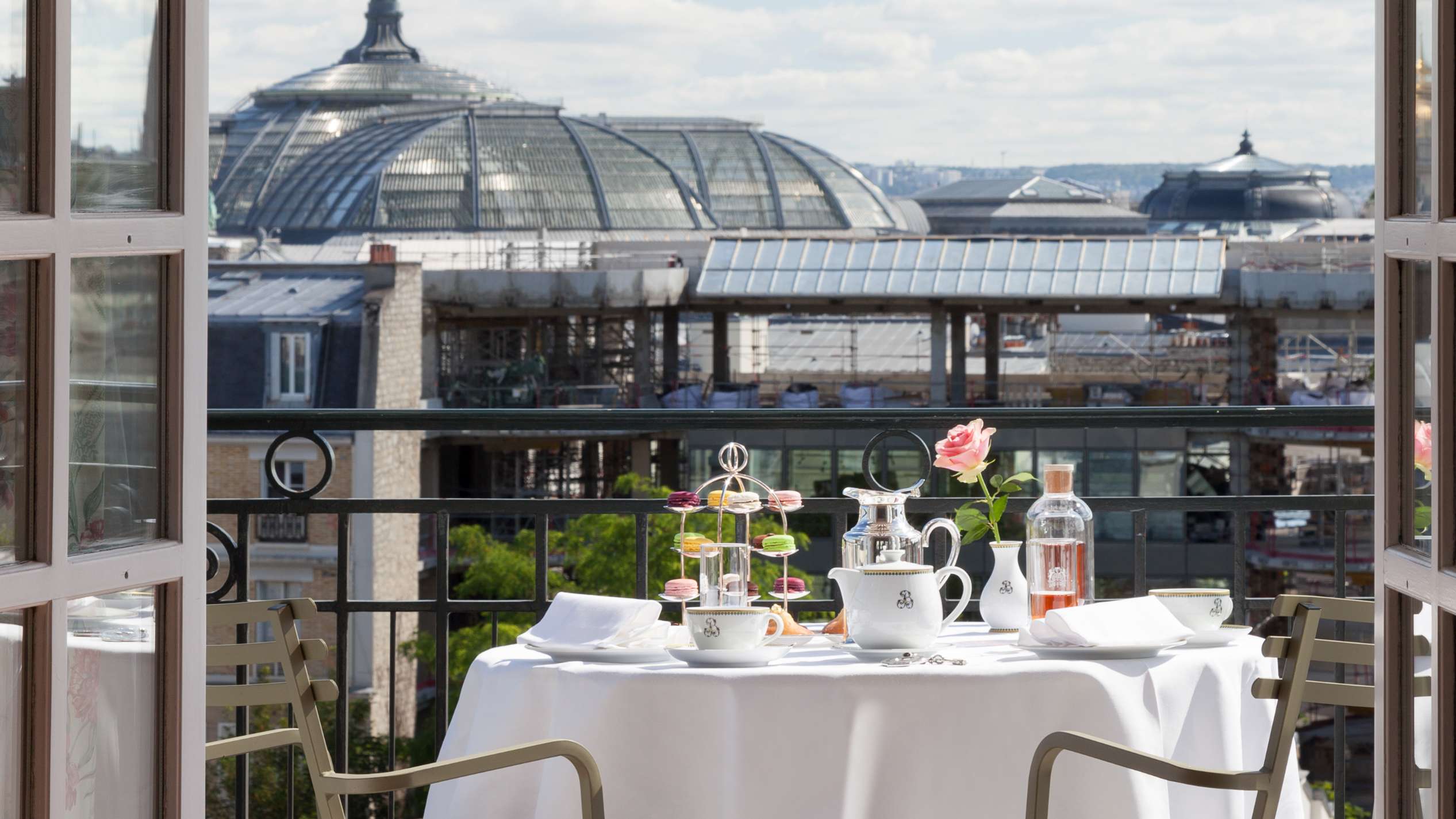 Hotel review Location' - Le Bristol Paris - 1