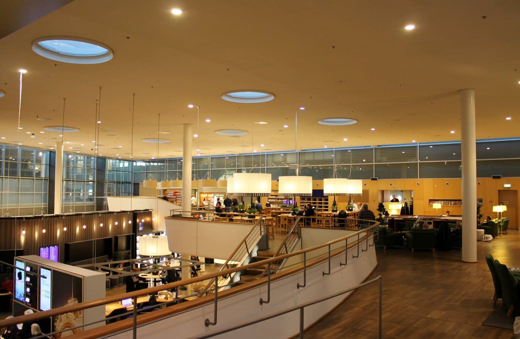 SAS lounger har fått nye navn