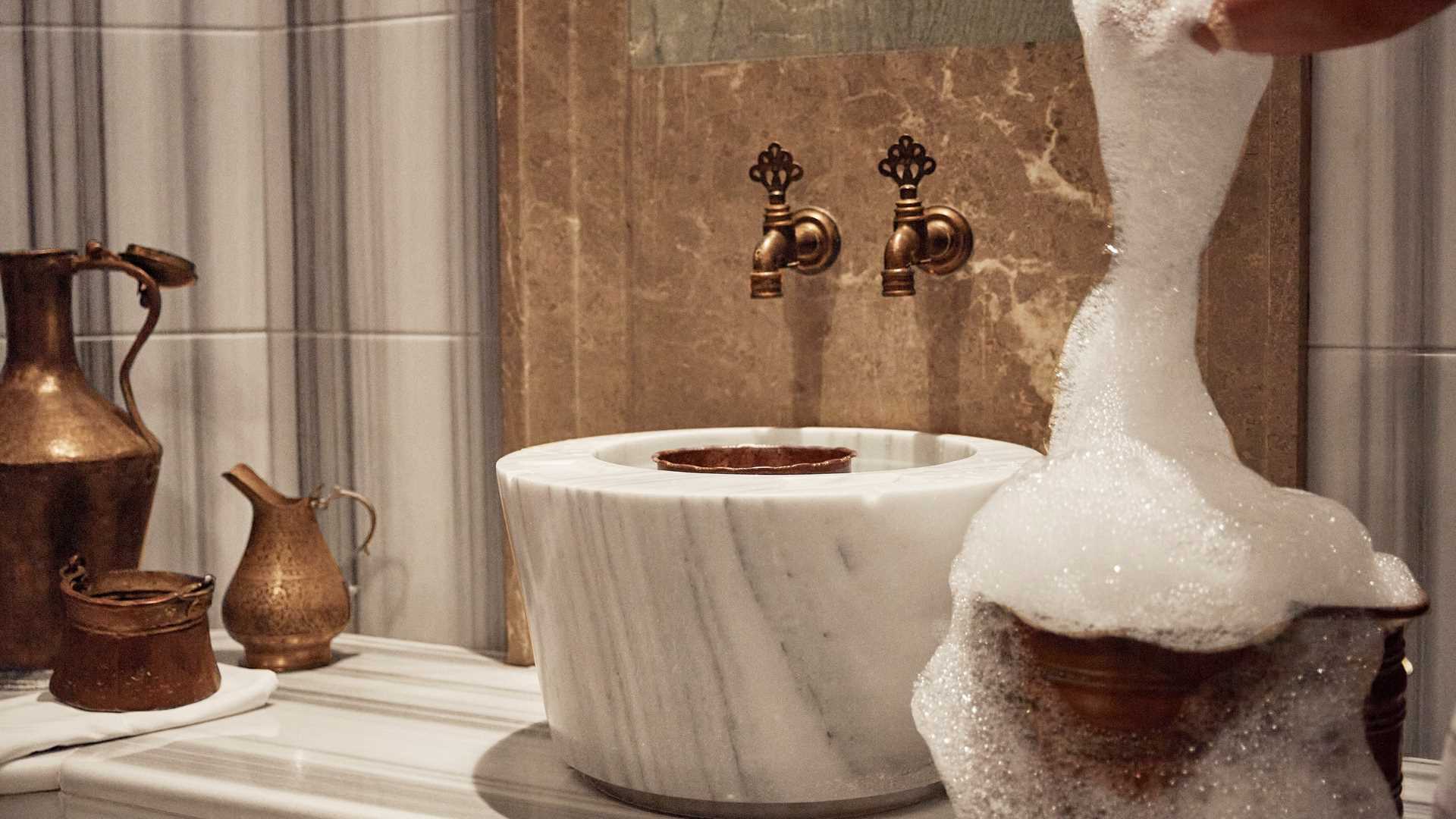 Hotel review Service & Facilities' - Four Seasons Hotel Istanbul at the Bosphorus - 3