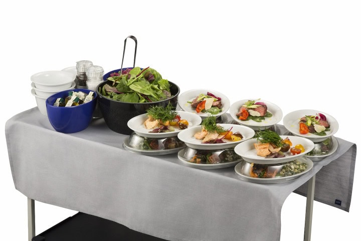 SAS innfører nye måltider og nytt serveringskonsept i business class på langruter - Hovedserveringen - med varme nøtter og flere valg av forrett og hovedrett - 3