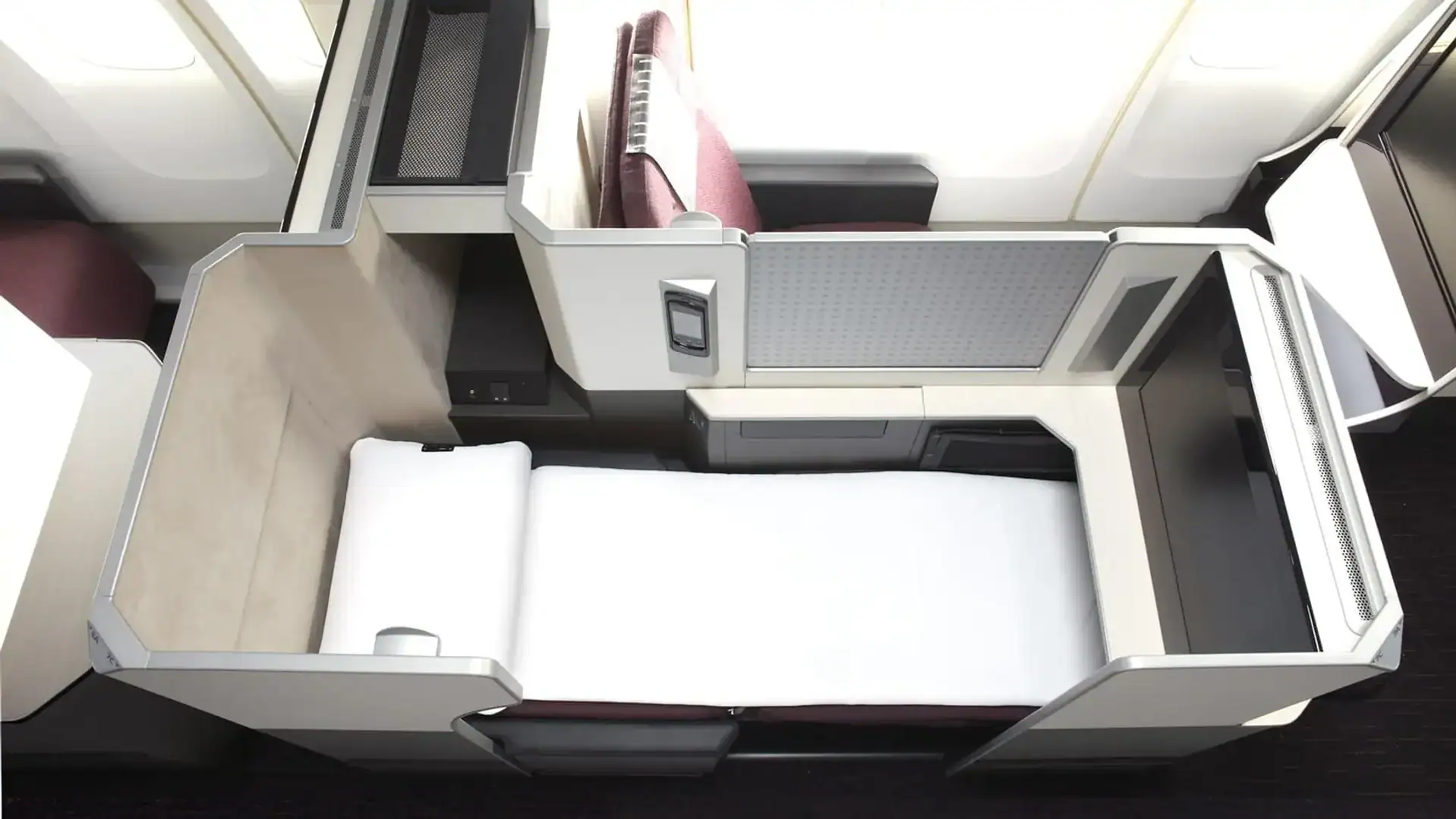 12 Best Business Class Seats image