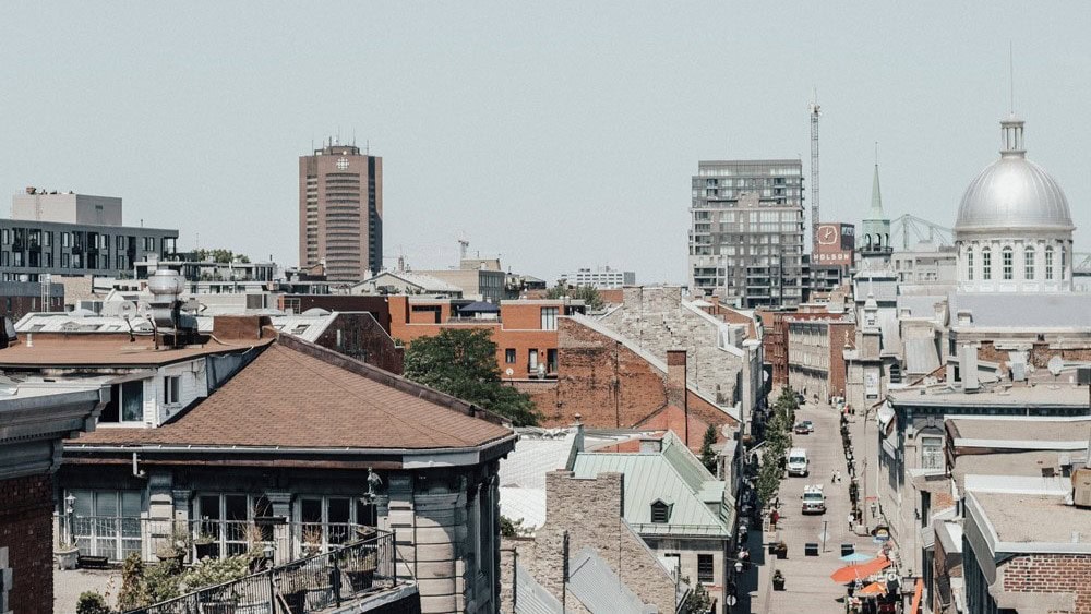 View of Auberge de Vieux Port Montreal City and Hotel