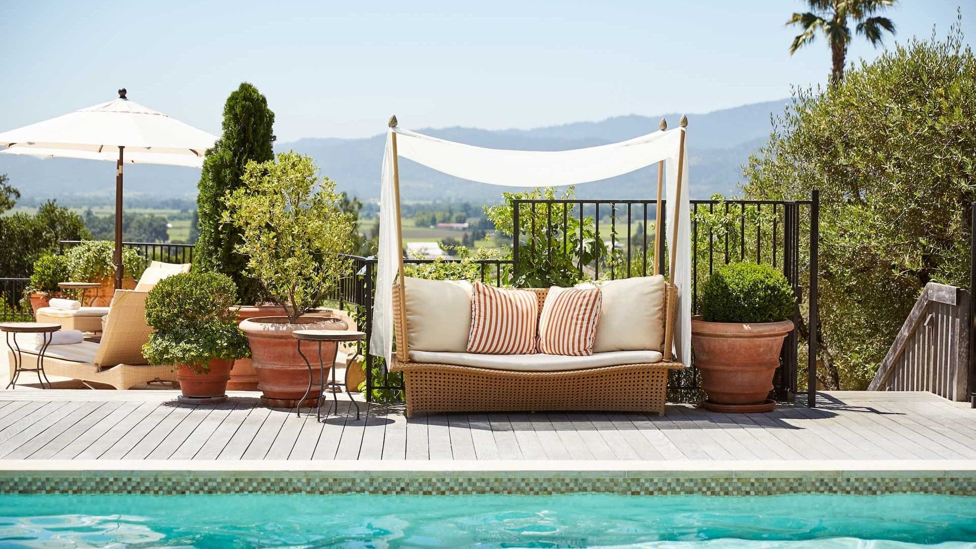 Hotel review Location' - Auberge du Soleil, An Auberge Resort - 3