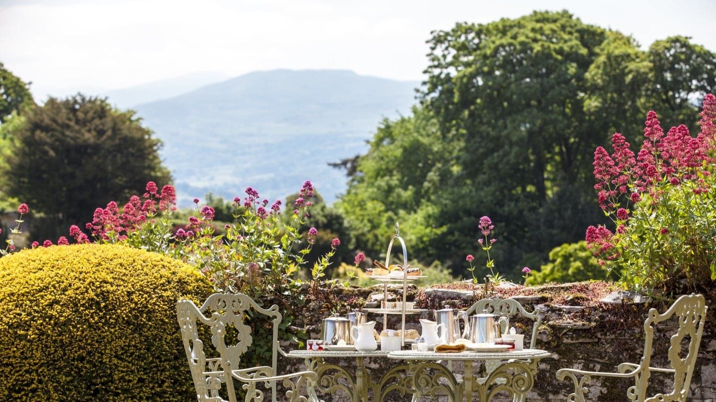 Hotel review Location' - Bodysgallen Hall & Spa - 0