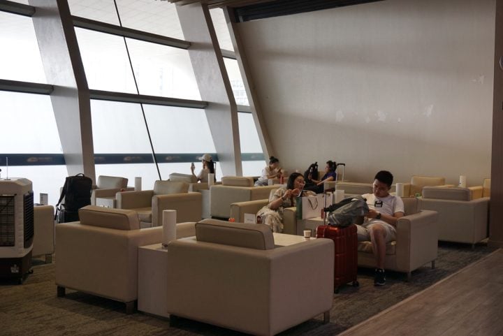 Trains Reviews - Business Class on a high-speed train in China