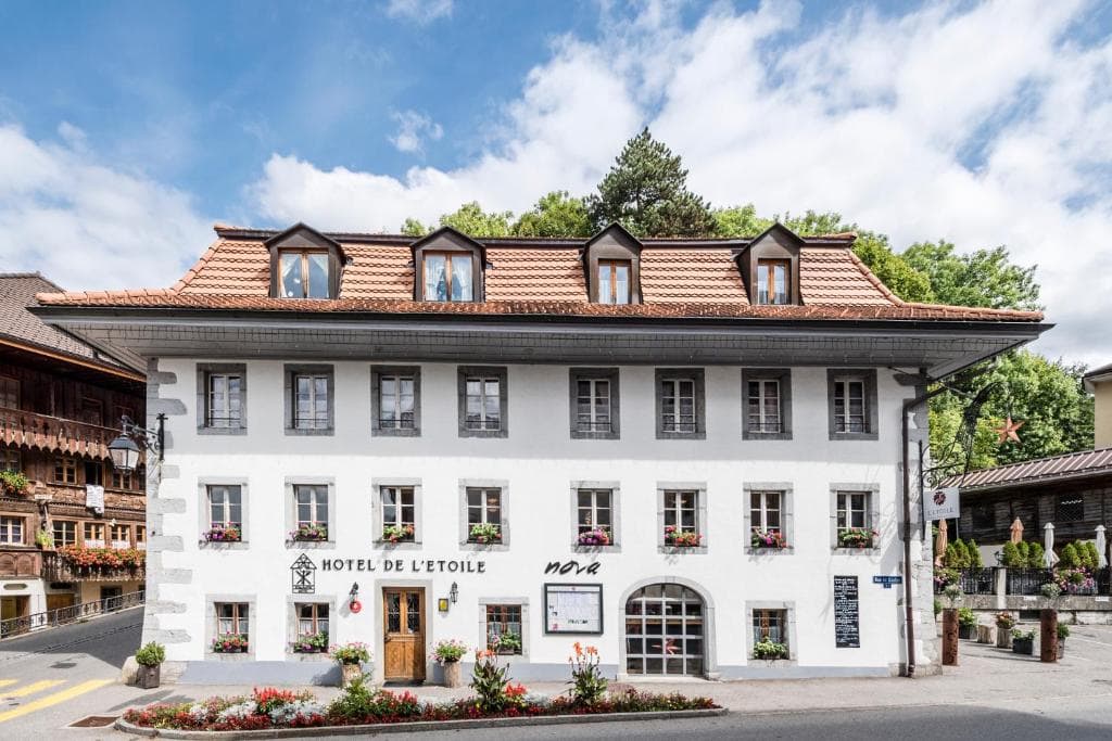 Airlines News - SWISS launches a new flight menu in collaboration with a Michelin-starred chef