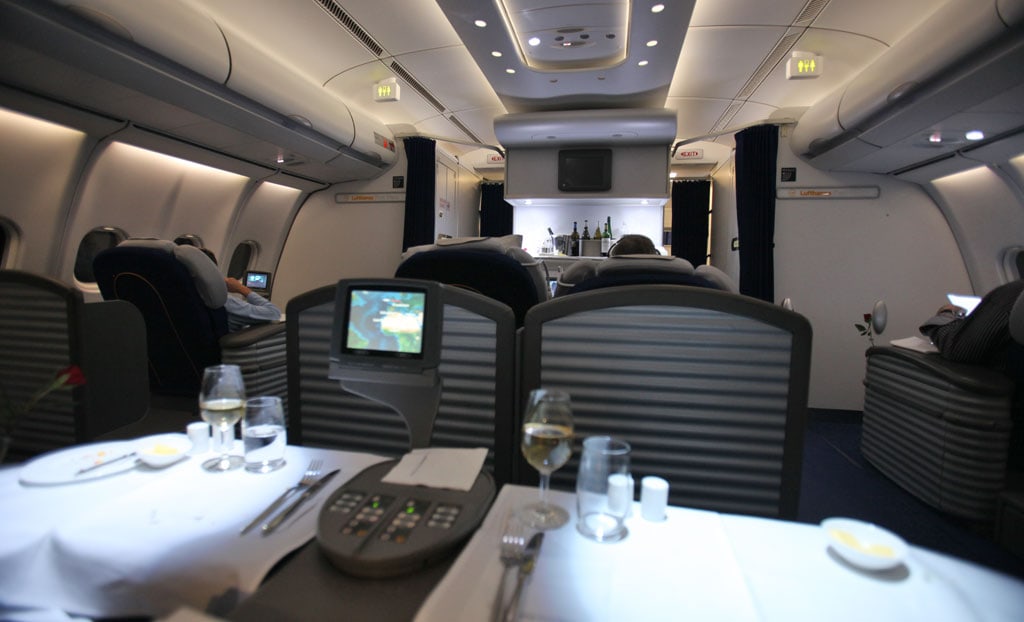 Första klass till New York del 2: Lufthansa First Class A340-600 - 11