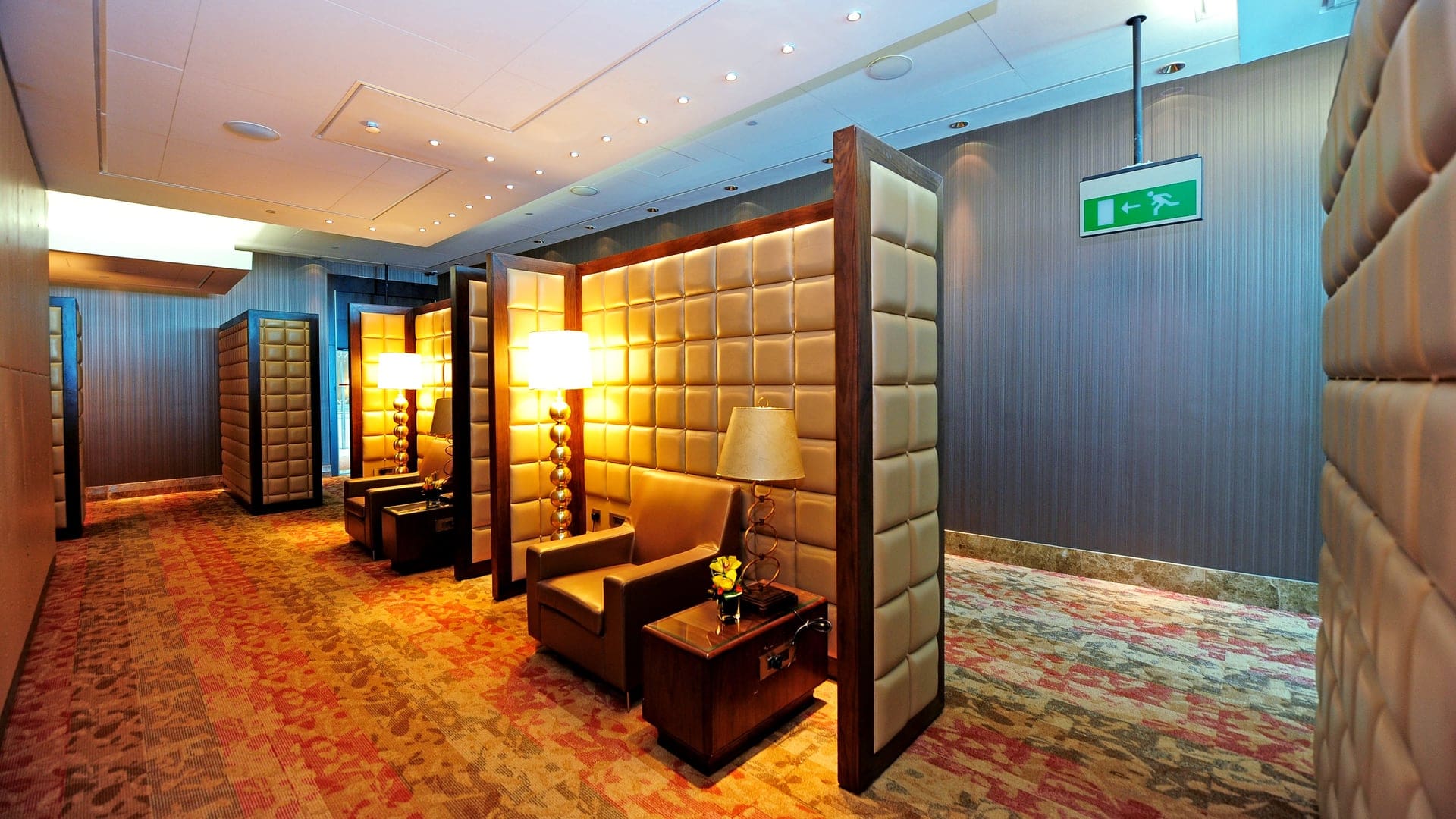 Airline review Airport experience - Emirates - 6